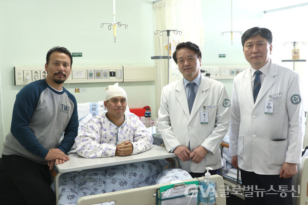 (사진제공:고신대병원) 부탄 양궁국가대표에 치료비 전액 부담