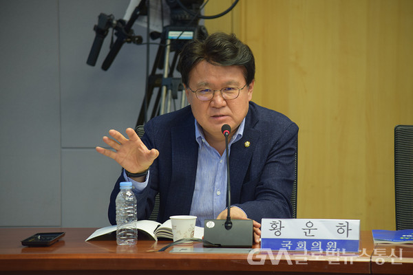 (사진: 의원실) 황운하 국회의원(더불어민주당, 대전 중구)