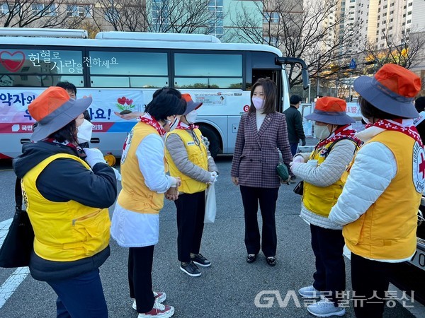 (사진제공:김미애의원실) 해운대구을당협헌혈봉사