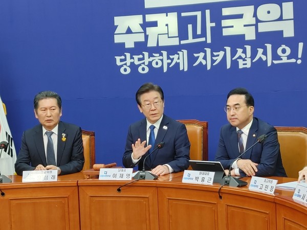 (사진:글로벌뉴스통신 윤일권 기자)이재명 대표(가운데)