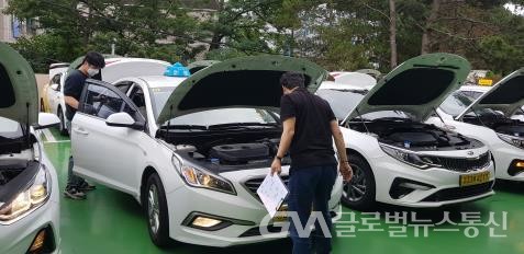 (사진제공:부산시) 차량 안전관리 상태 점검