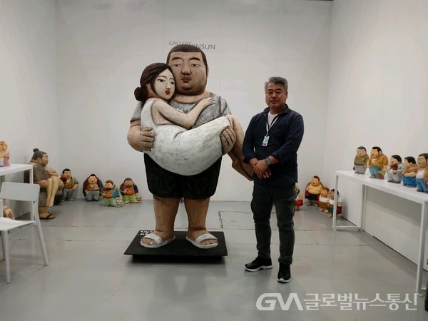 (사진:글로벌뉴스통신 특별취재)김원근 작가.2021.10.15